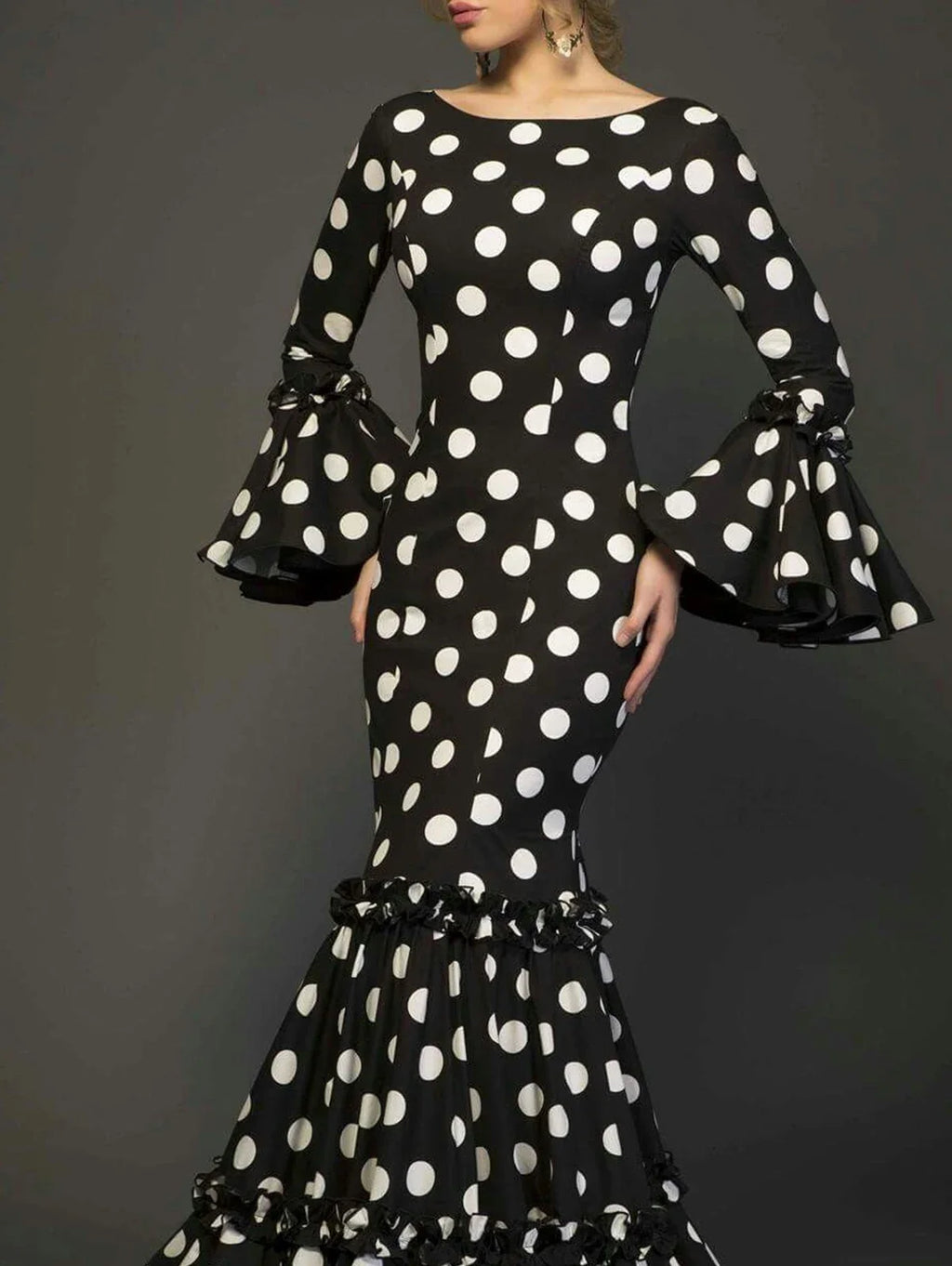 Elegant Ladies Dress Fashionable Trumpet Sleeves Polka Dot Decoration