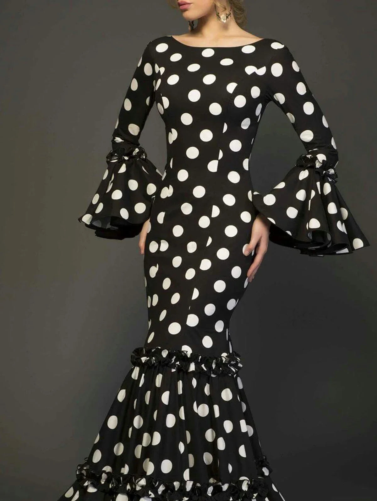 Elegant Ladies Dress Fashionable Trumpet Sleeves Polka Dot Decoration